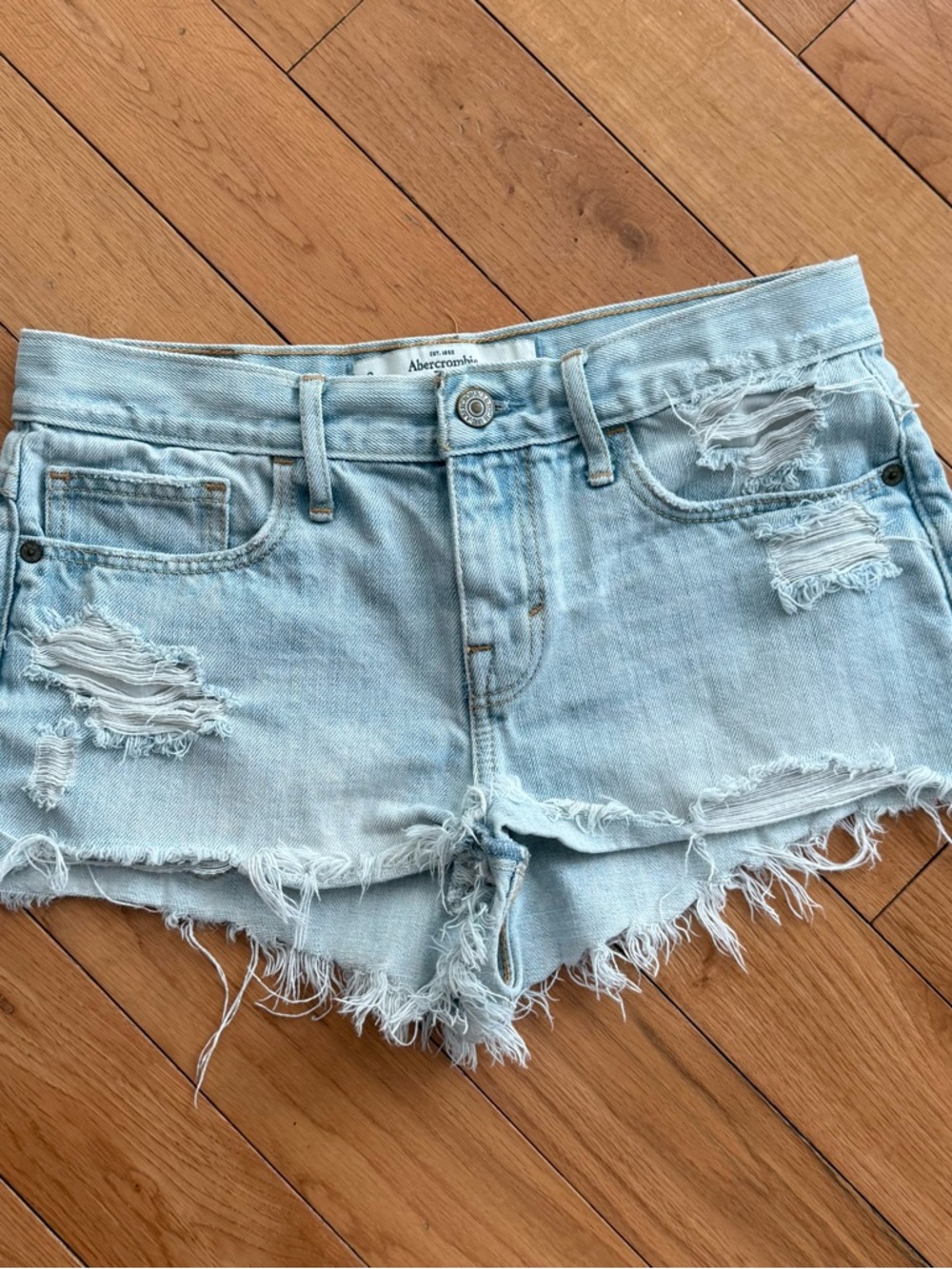 Abercrombie & Fitch Short Shorts - Cheeky!!